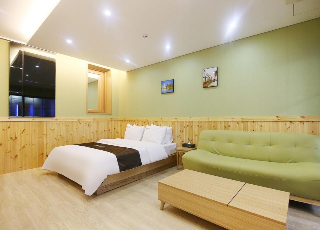 Cygnus Hotel 牙山市 外观 照片