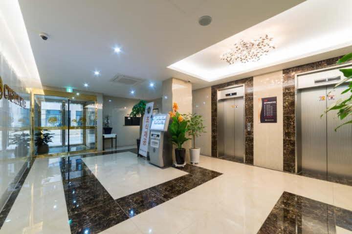 Cygnus Hotel 牙山市 外观 照片
